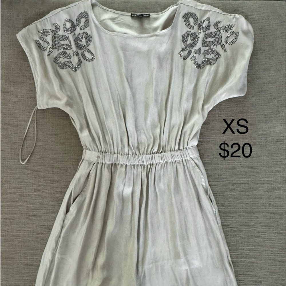 Short sleeve EXPRESS dress